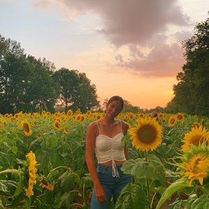 Meet your Posher, Dana